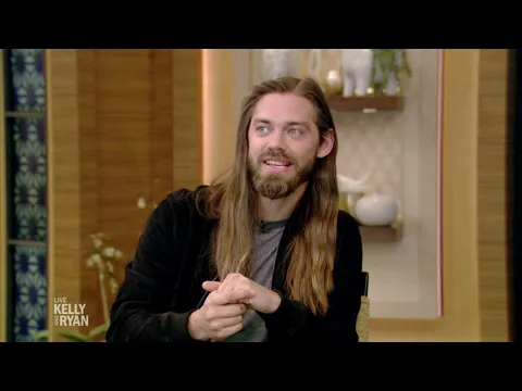 Tom Payne on "The Walking Dead" and Getting Called Jesus by Fans