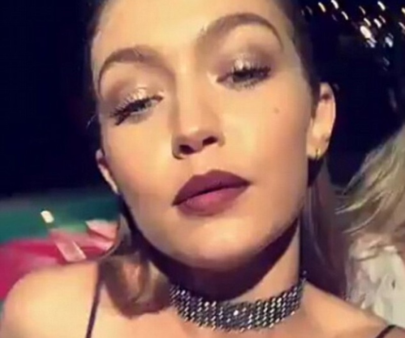 Gigi sings along to Zayn's song Pillowtalk on Snapchat at the Maybelline New York bash in LA