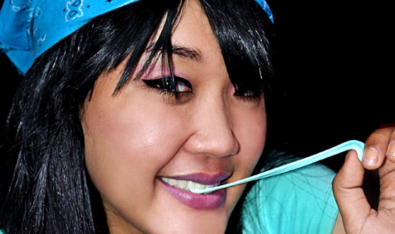 Watch What Makes Gum Chewy 