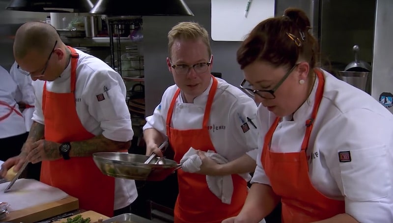 Annie Pettry struggles to make her tomato pies in time on this week's Top Chef