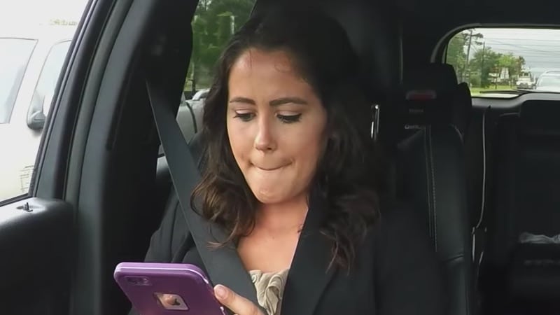 Jenelle reads messages between her and Nathan about Kaiser on this week's Teen Mom 2