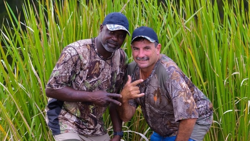 Gee and Frenchy on Swamp People