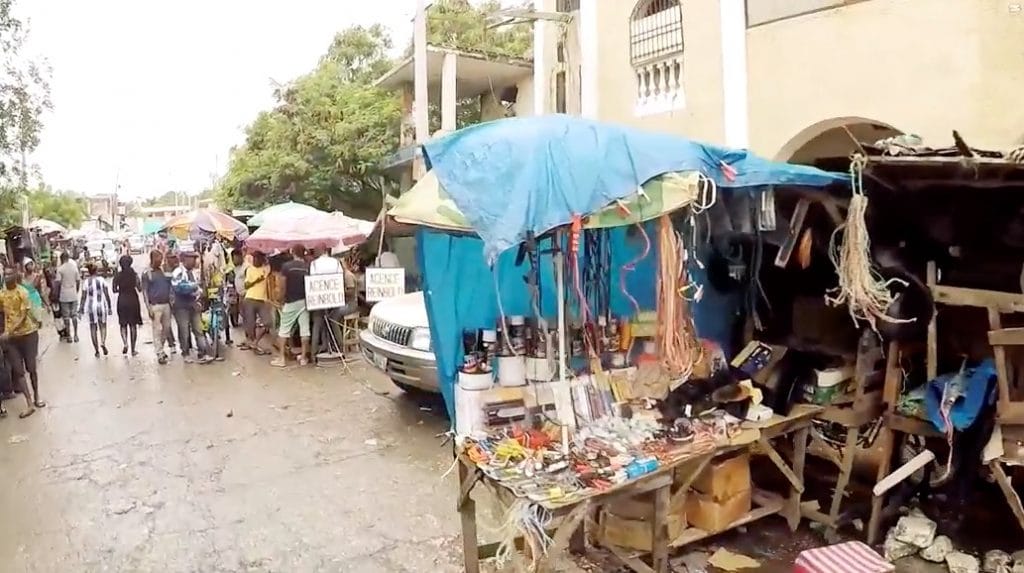 Photo of stalls and markets in Haiti