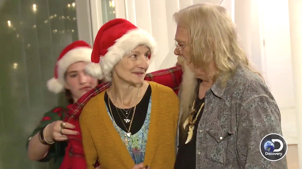 Ami and Billy Brown on the Alaskan Bush People Christmas special