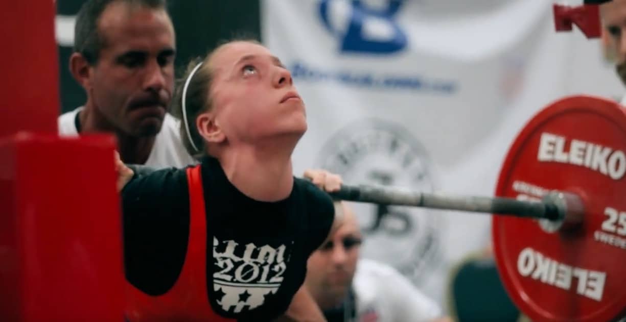 Naomi Kutin powerlifter in action