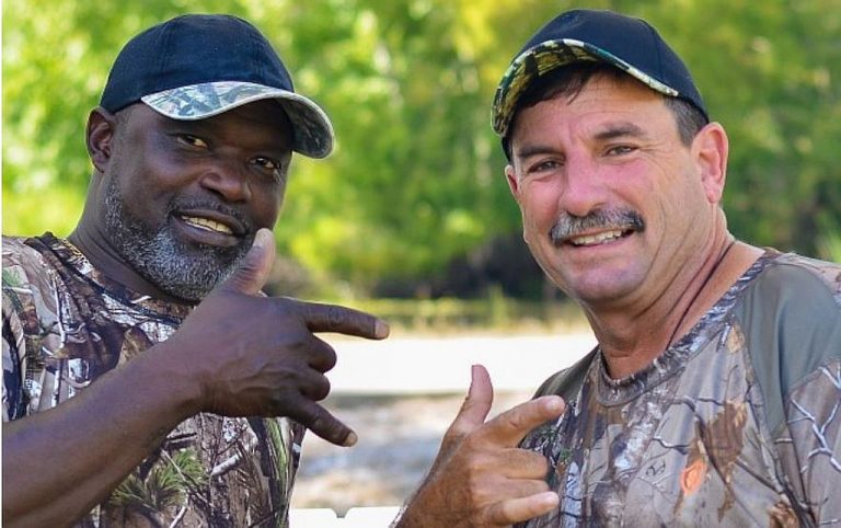 Gee and Frenchy on Swamp People
