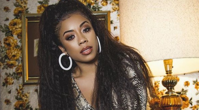 Keyshia Cole poses in Fashion Nova outfit, suggests that she is pregnant