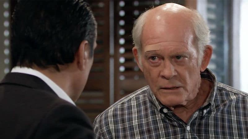 Mike talking to Sonny on General Hospital