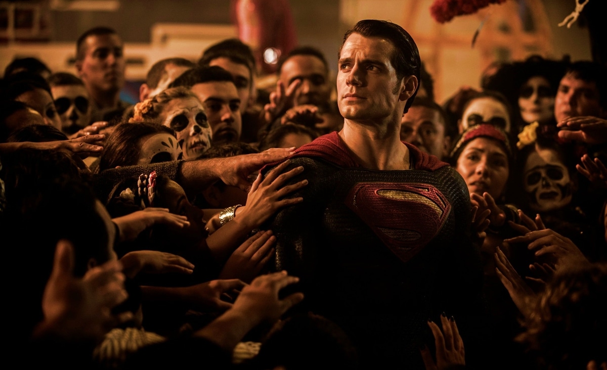 Superman in crowd