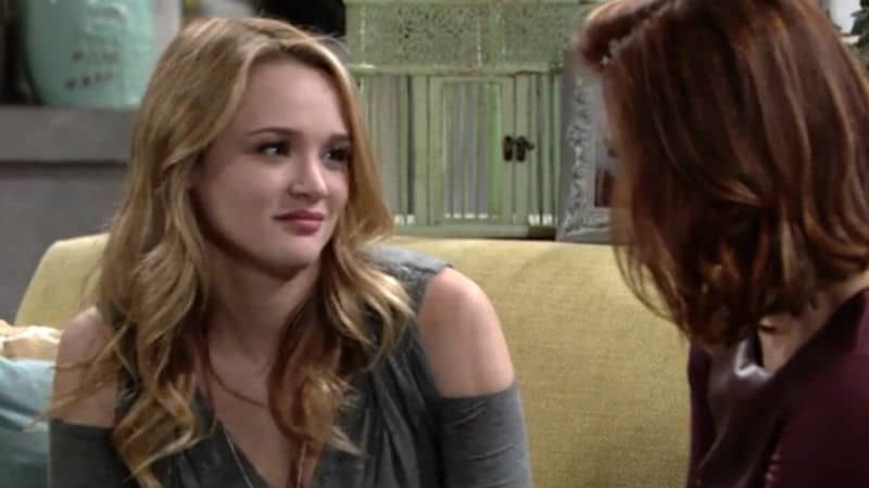 Hunter King as Summer Newman on The Young and the Restless