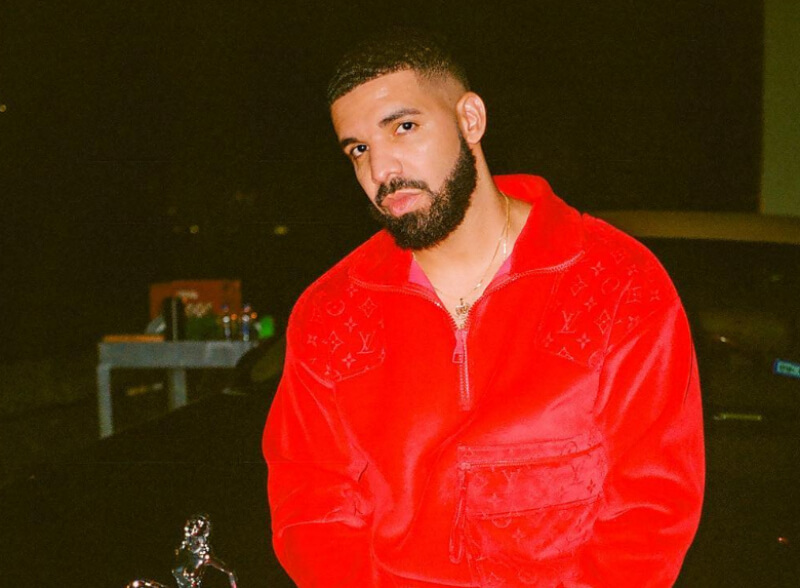 Drake dressed in red for the Gram