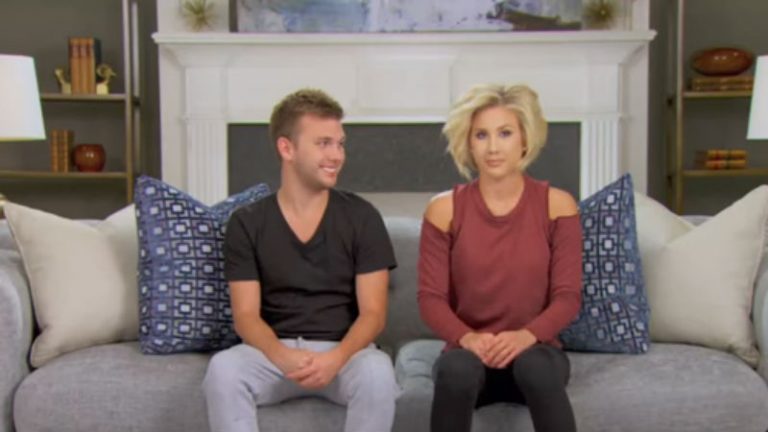 Chase and Savannah Chrisley in a Chrisley Knows Best confessional