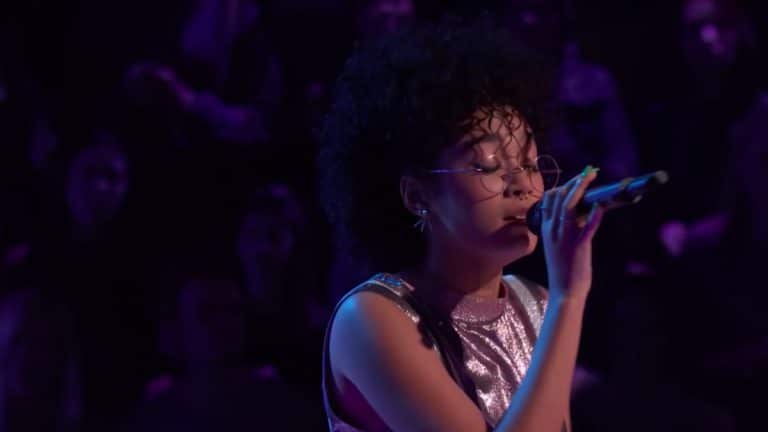 Mari performs I Like Me Better with Anthony Oritz on The Voice