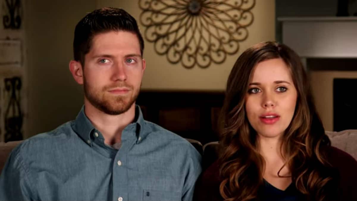 Jessa and Ben Seewald in a confessional for Counting On.