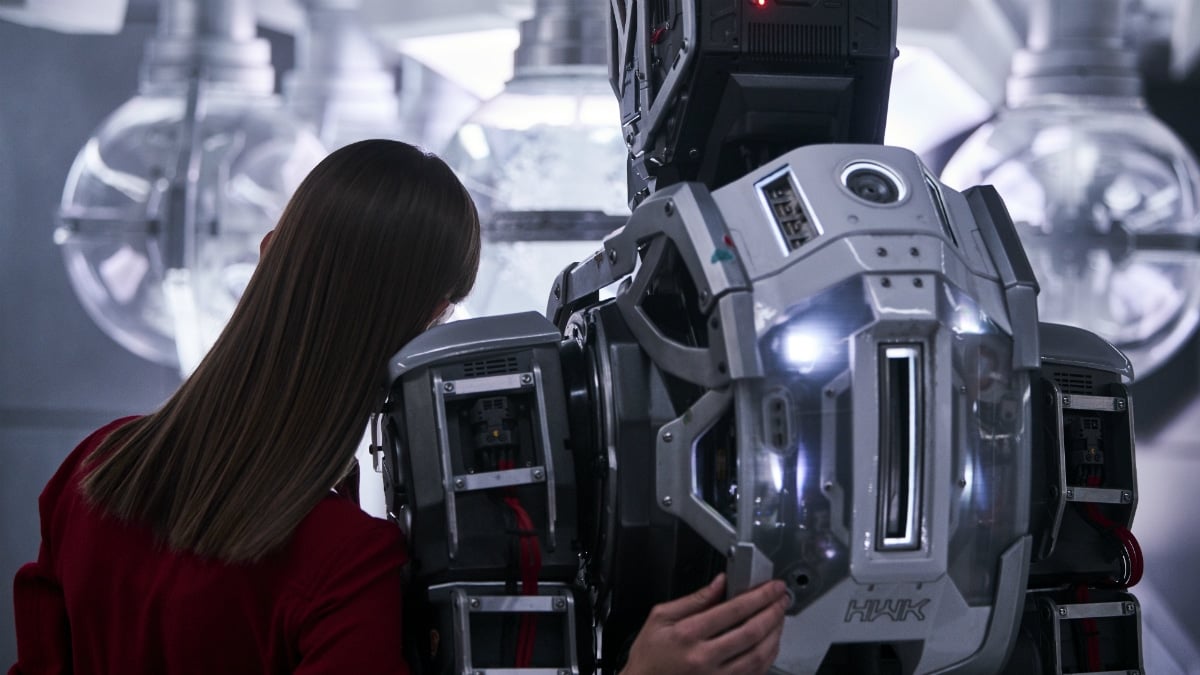 Netflix's I Am Mother Movie Review: Can robots raise human ...
