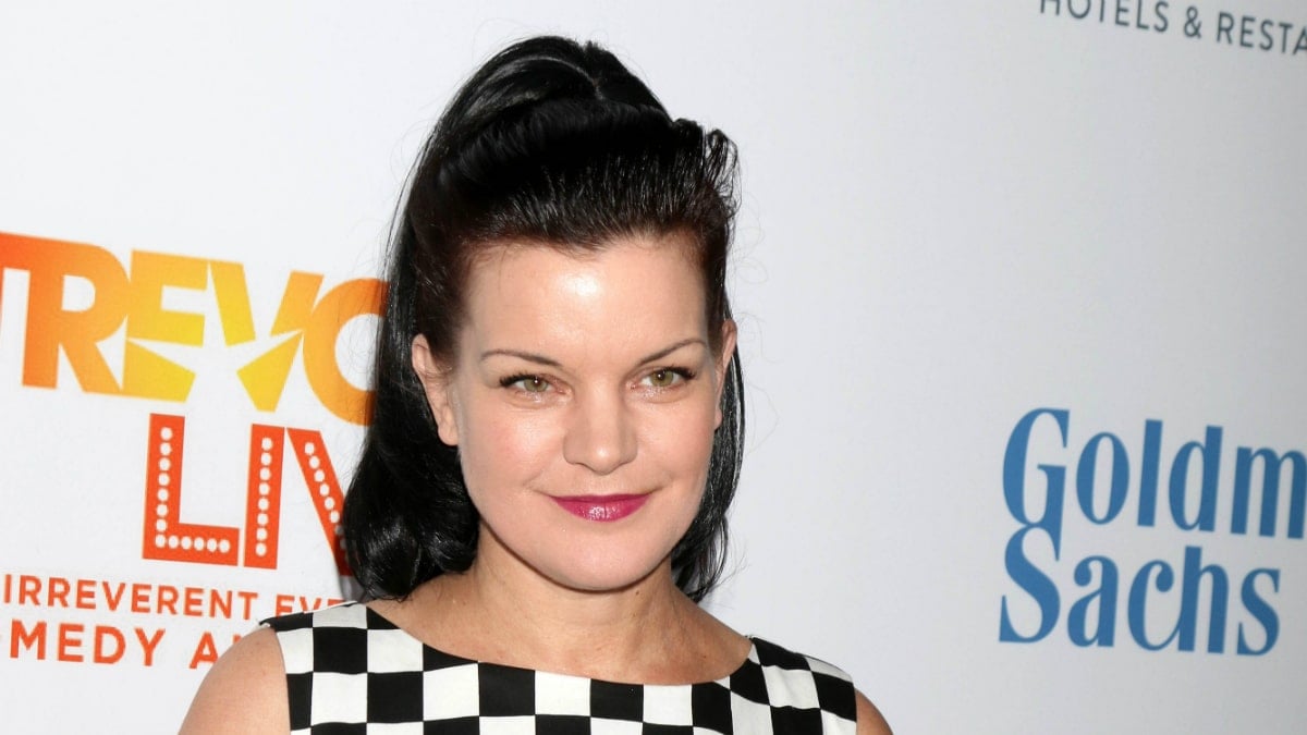 Pauley Perrette at the TrevorLIVE Los Angeles 2016, Beverly Hilton Hotel, Beverly Hills