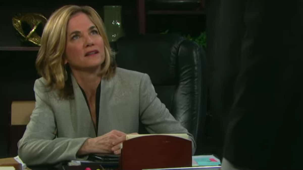 Kassie DePaiva as Eve on Days of our Lives.