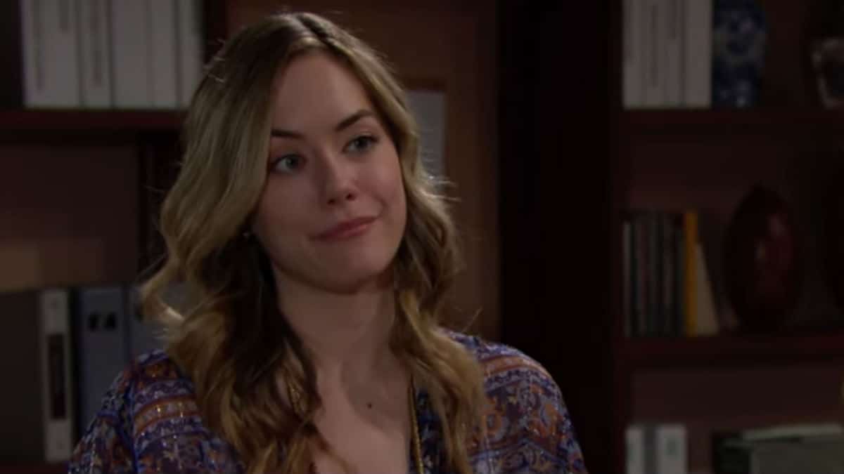 Annika Noelle as Hope on The Bold and the Beautiful.