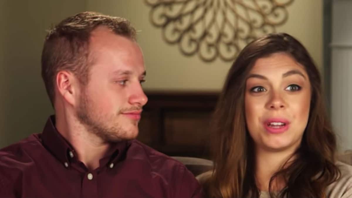 Josiah and Lauren during a Counting On confessional.