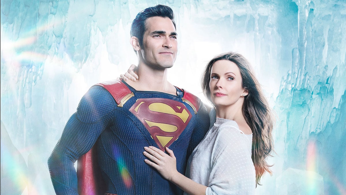 Tyler Hoechlin as Superman and Elizabeth Tulloch as Lois Lane in the Arrowverse