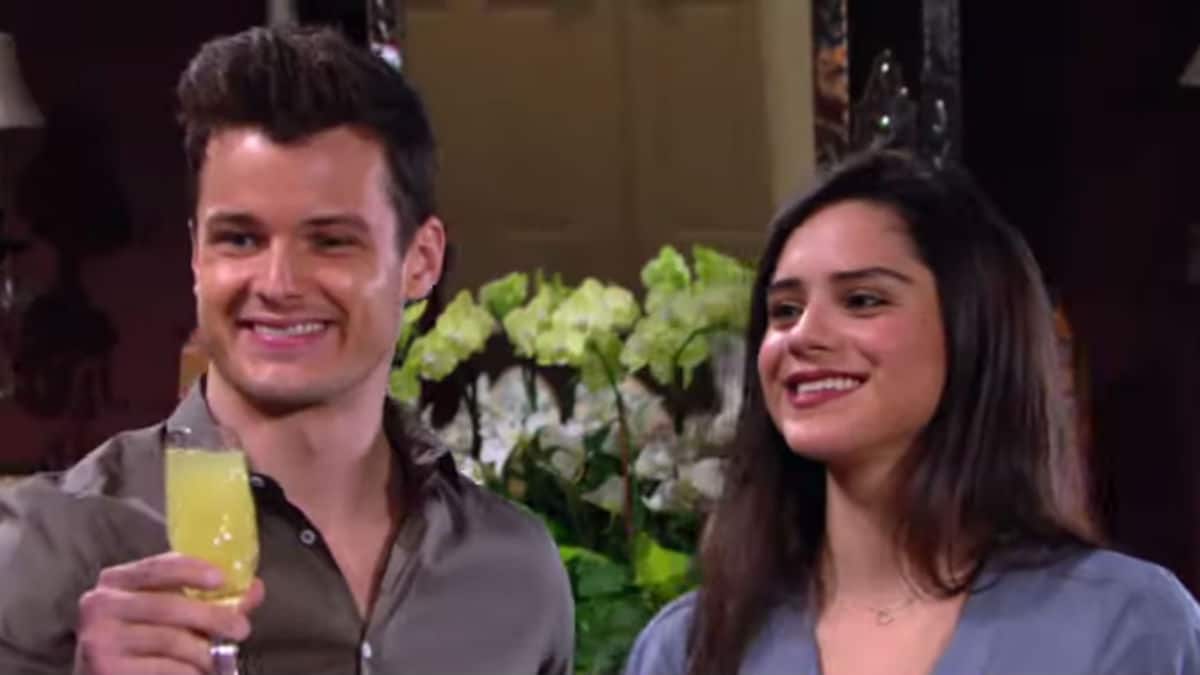 Michael Mealor and Sasha Calle as Kyle and Lola on The Young and the Restless.
