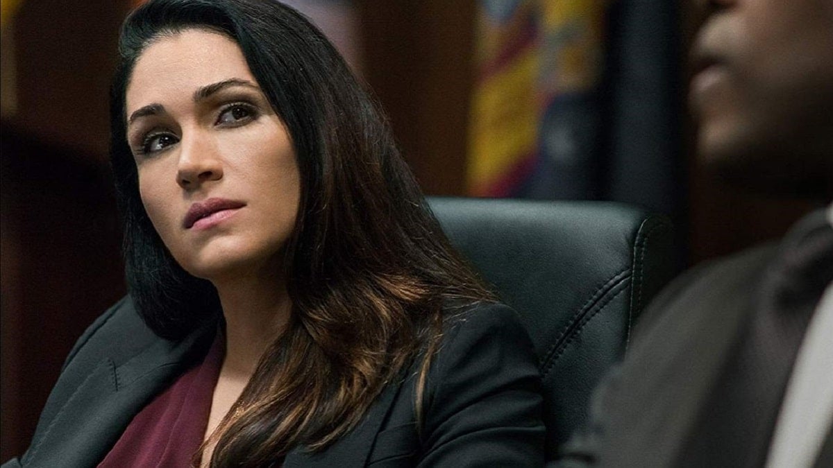 Lela Loren as Angela Valdes in Power