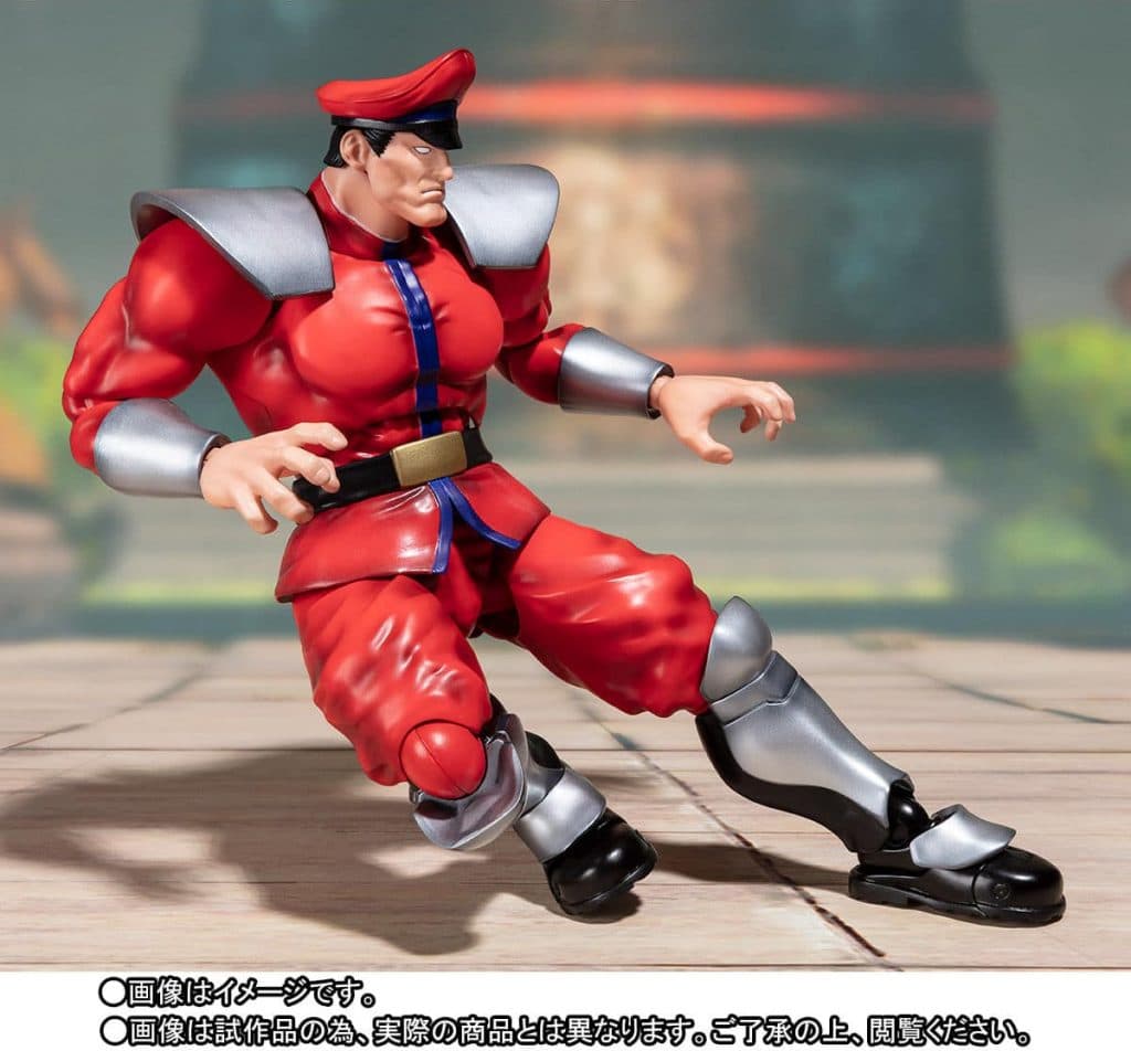 The Street Fighter V – S.H. Figuarts Classic Costume M. Bison falling