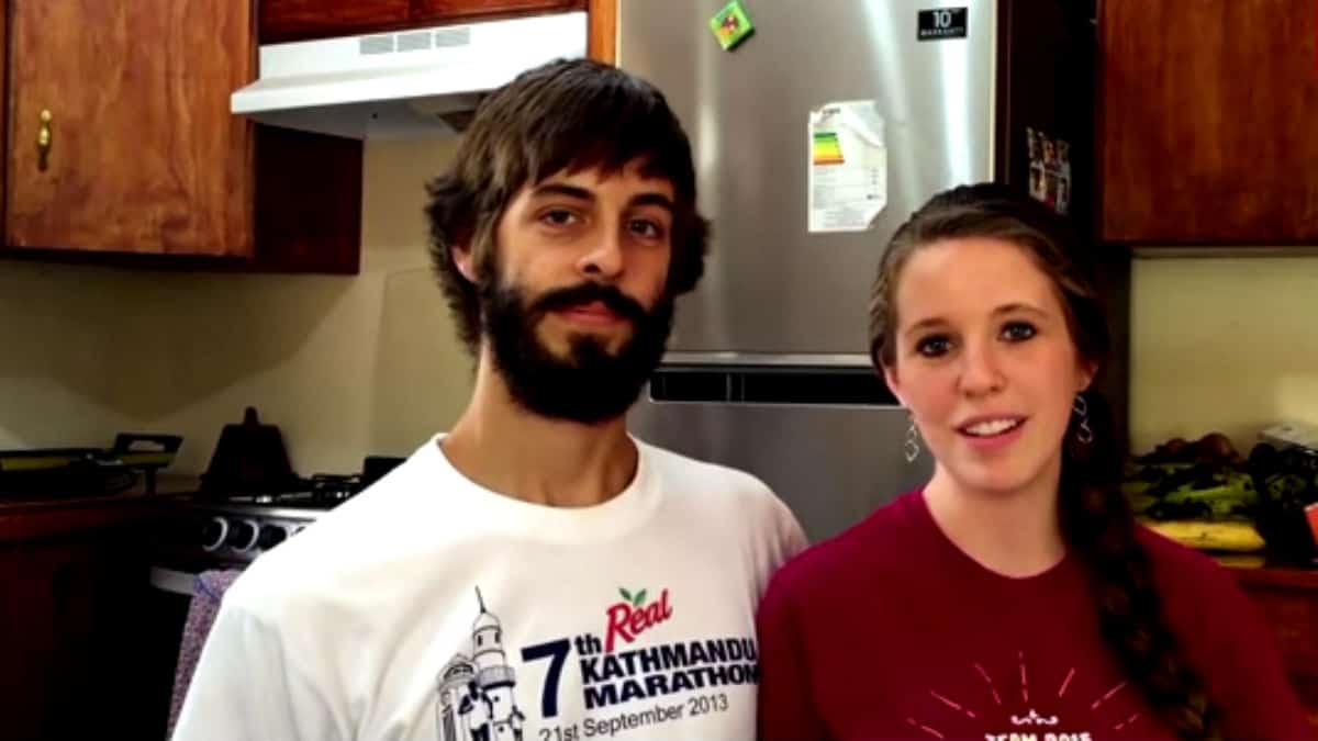 Derick Dillard and Jill Duggar during a Counting On confessional.
