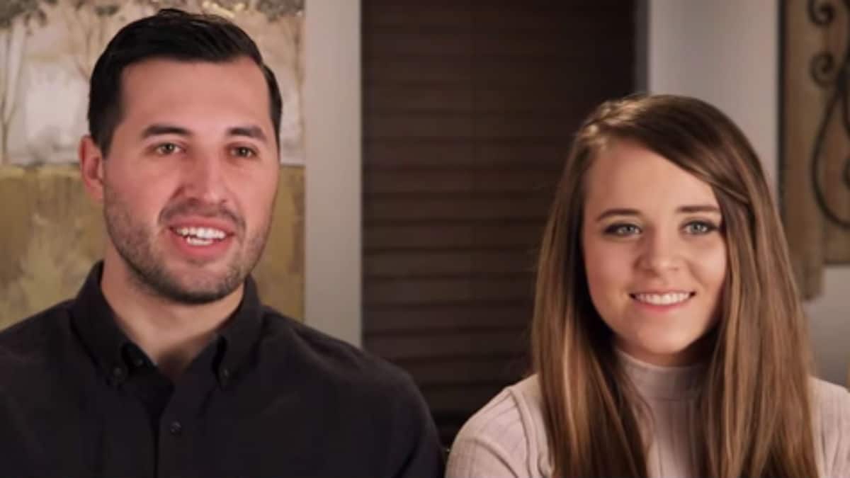 Jeremy Vuolo and Jinger Duggar in a Counting On confessional.