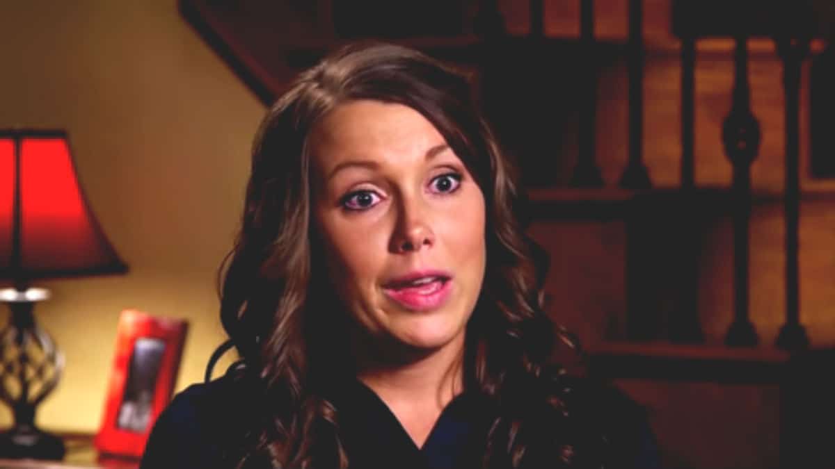 Anna Duggar during a Counting On confessional.