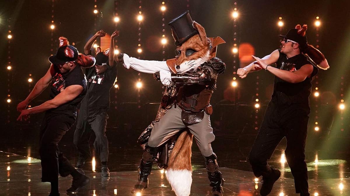 Who is Fox on The Masked Singer?
