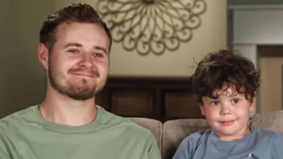 Jedidiah Duggar and Spurgeon Seewald in a Counting On confessional.