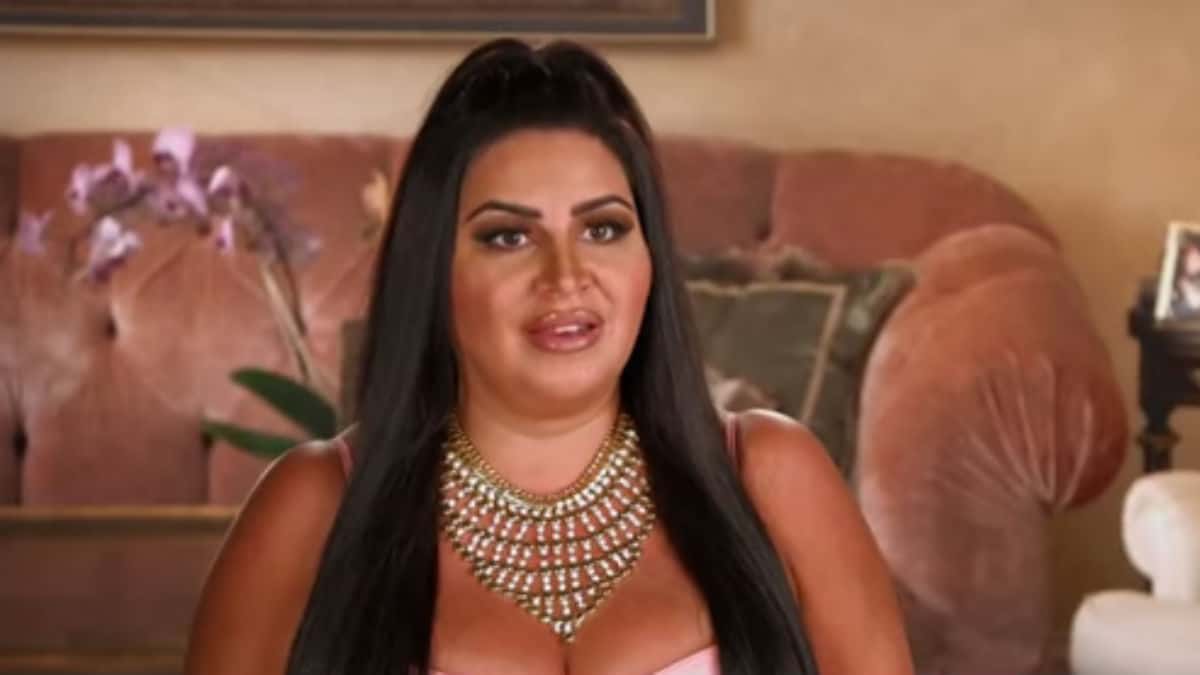 Mercedes Javid during a Shahs of Sunset confessional.