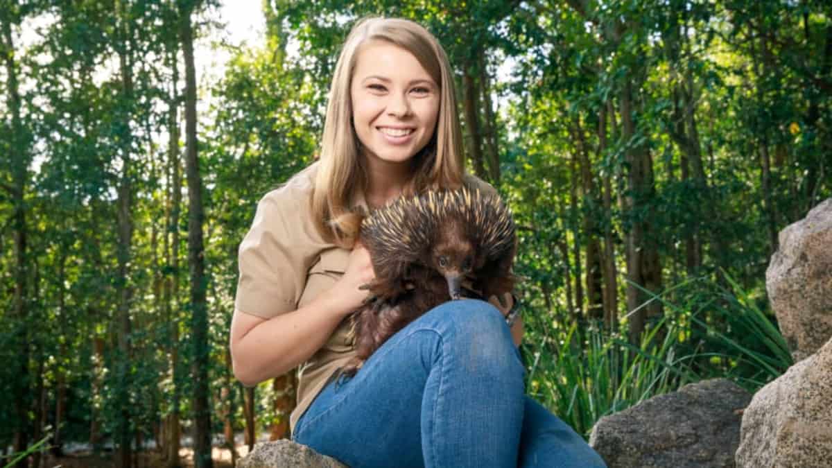 Bindi Irwin is at the forefront of stars using their fame to call attention for aid to Australia during this escalating fire crisis. Pic credit: Discovery