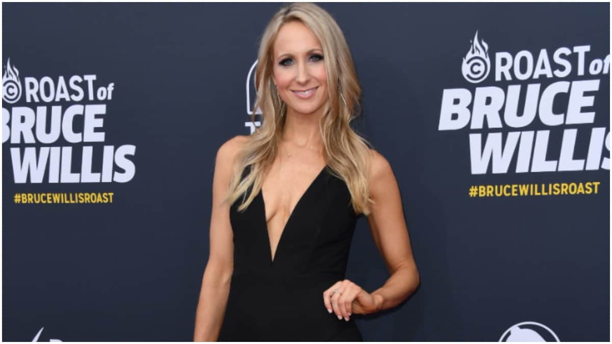 Nikki Glaser apologizes to Taylor Swift for comments in Netflix's Miss Americana