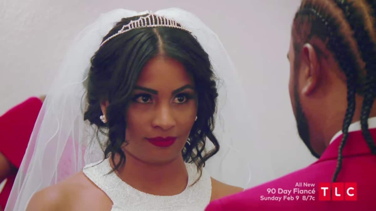 Anny and Robert get married on 90 Day Fiance