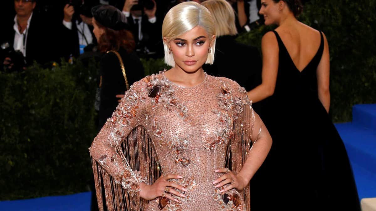 Kylie Jenner looks like Marie Antoinette on Harper's Bazaar cover, earning shade.