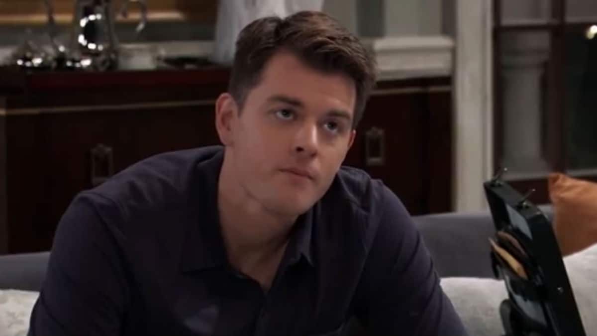 Chad Duell as Michael on General Hospital.