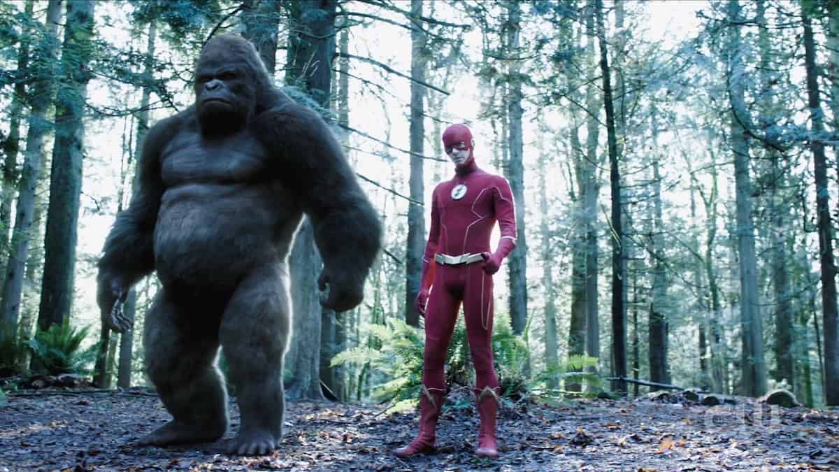Barry (Grant Gustin) and Grodd (David Sobolov) team up to save each other on The Flash. Pic credit: The CW
