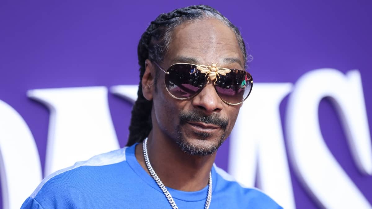 Snoop Dogg at the world premiere of MGM's The Addams Family