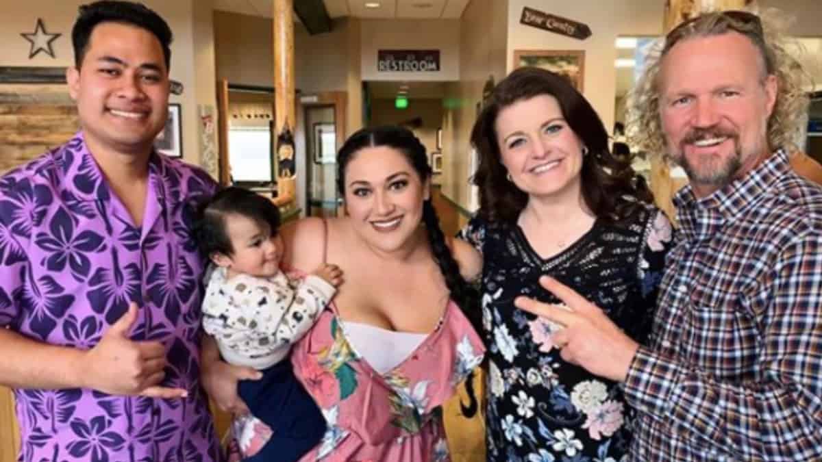 Kalani and Asuelu of 90 Day Fiance with Kody and Robyn of Sister Wives