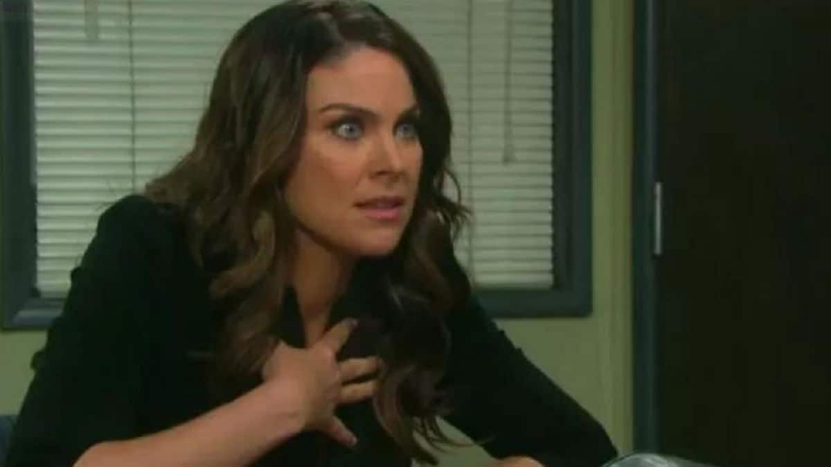 Nadia Bjorlin returns to Days of our Lives as Chloe Lane.