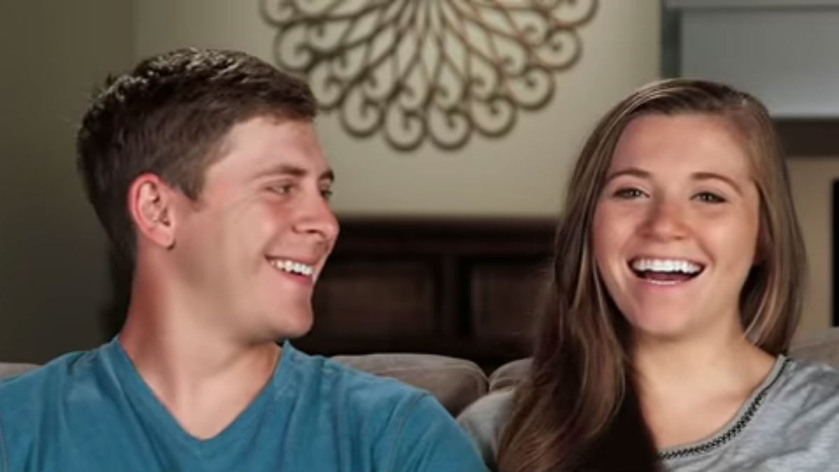 Joy-Anna Duggar and Austin Forsyth in a Counting On confessional.