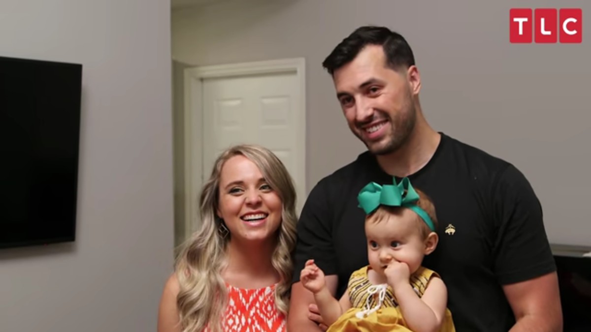 Jinger Duggar, Jeremy Vuolo, and Felicity on Counting On.