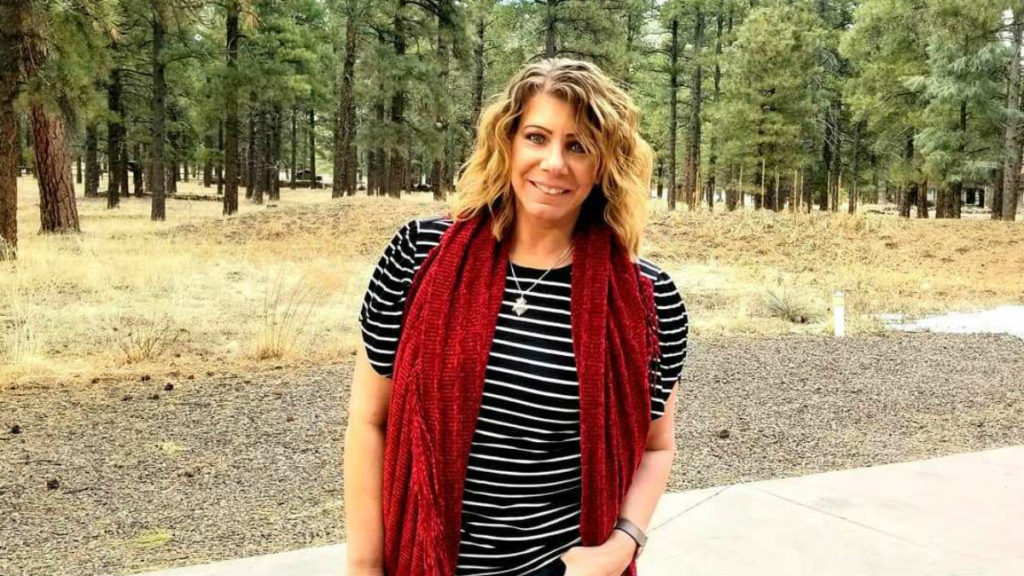 Sister Wives Star Meri Brown Unbothered After Fan Suggest She Learn To Do Her Makeup