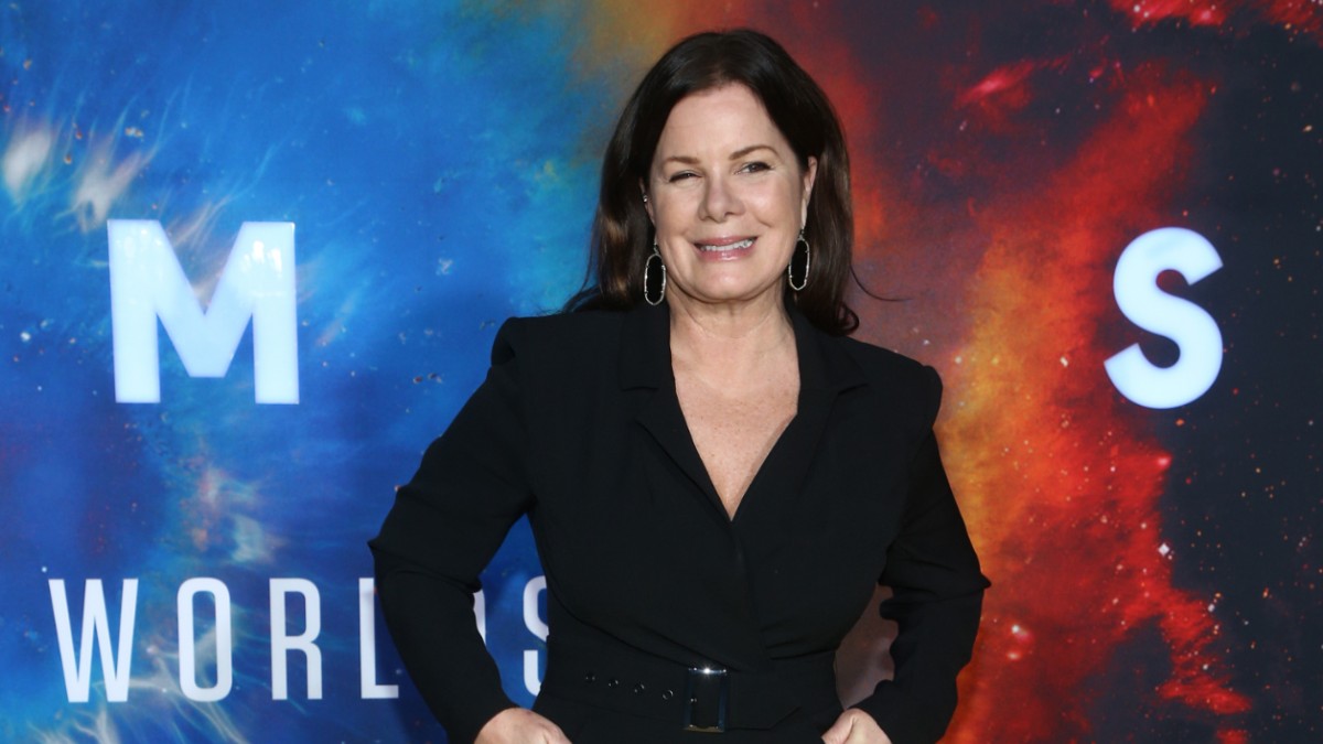 Marcia Gay Harden on the red carpet