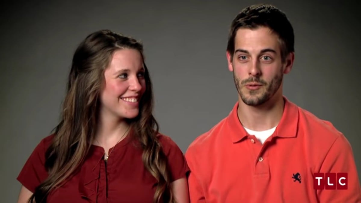 Jill Duggar and Derick Dillard in a 19 Kids and Counting confessional.