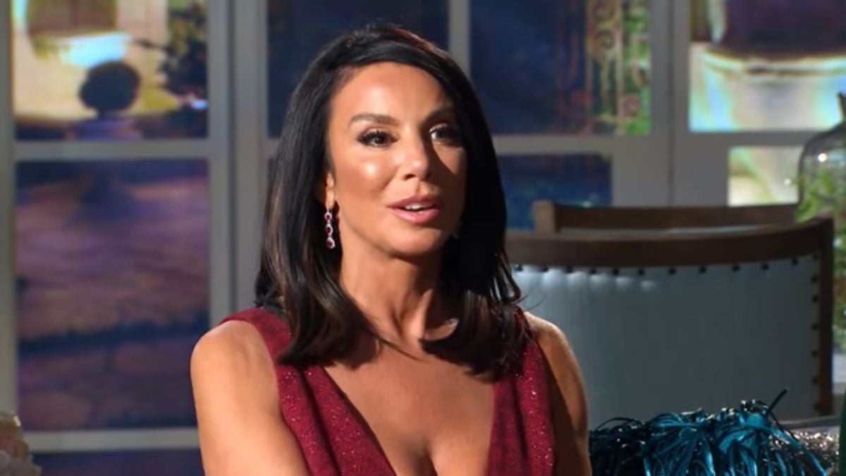 Real Housewives of New Jersey star Danielle Staub accuses Andy Cohen of doing hard drugs.