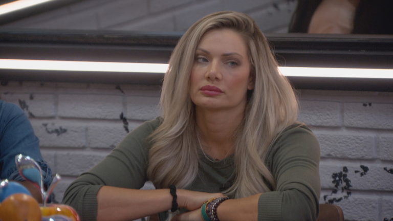 Janelle Thinking Bout BB22