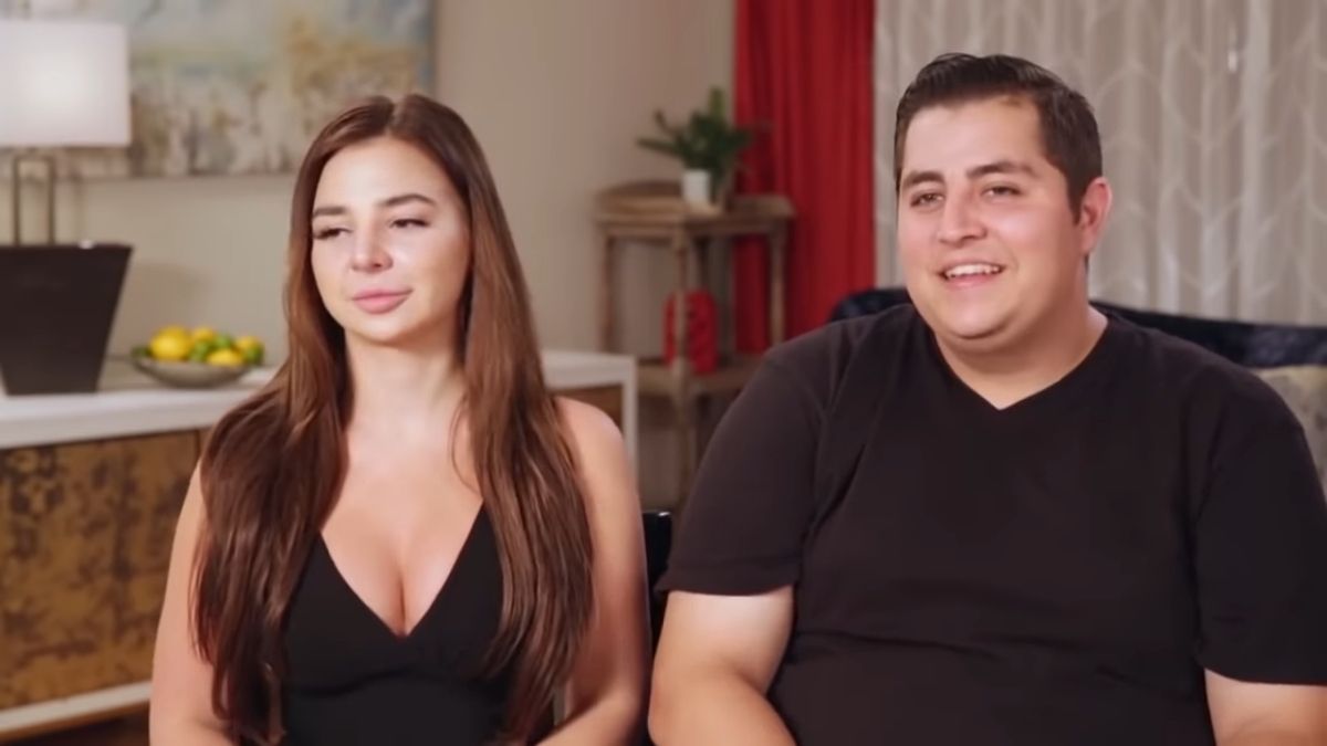 Anfisa and Jorge are in the process of a divorce
